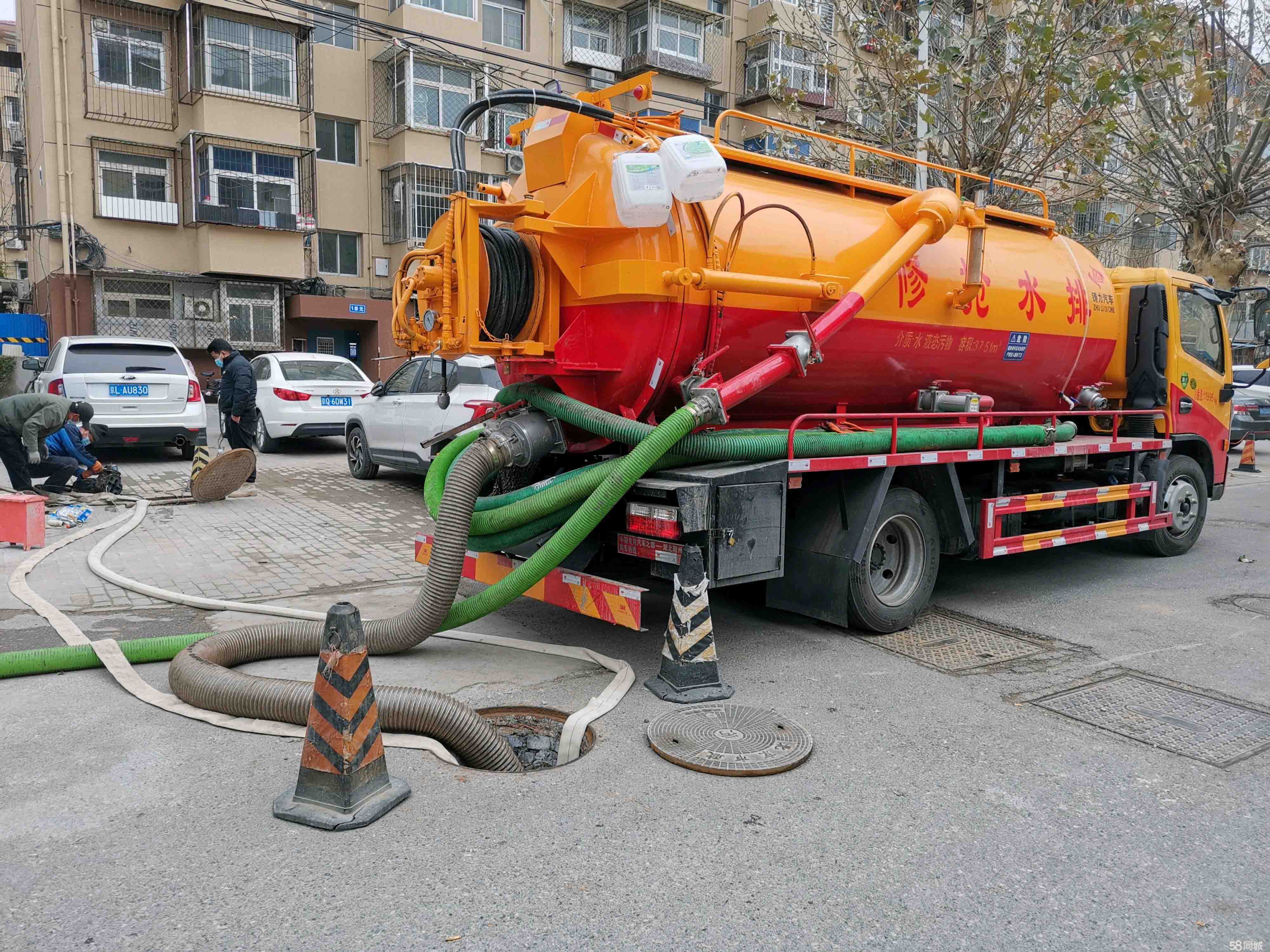 东兴抽粪吸污